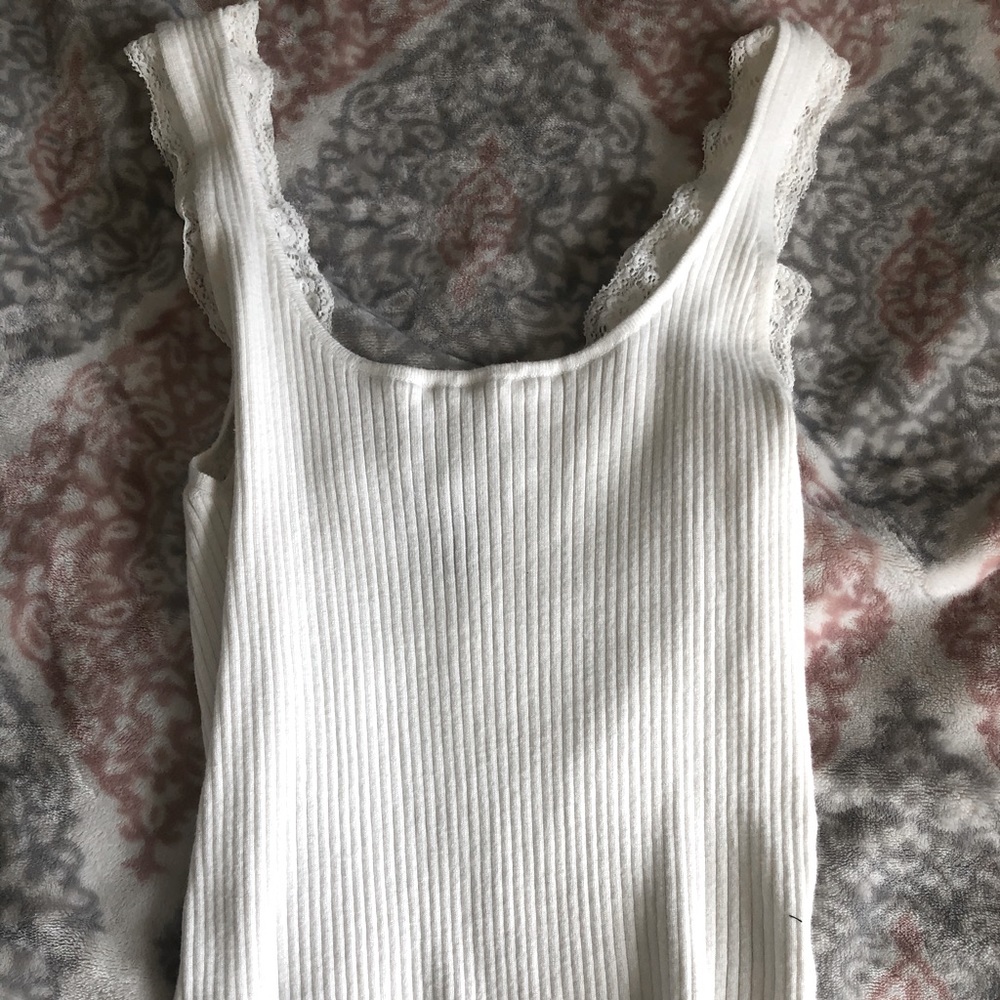 Forever 21 White Lace Tank Top